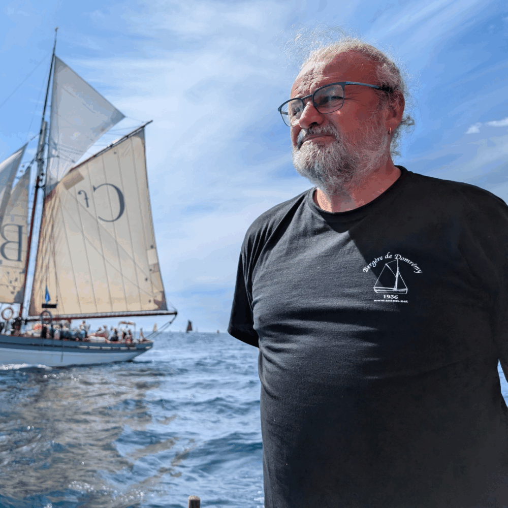 T-Shirt Bergère de Domrémy – Image 4